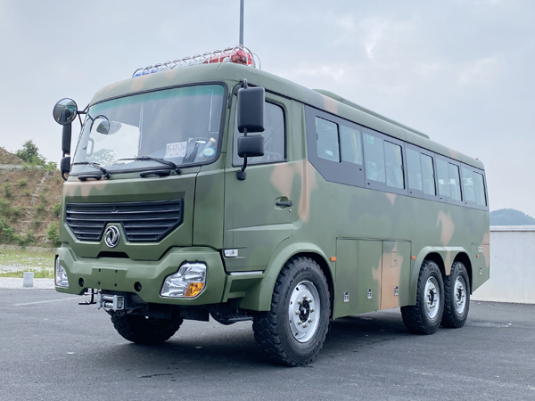 全驅(qū)越野客車